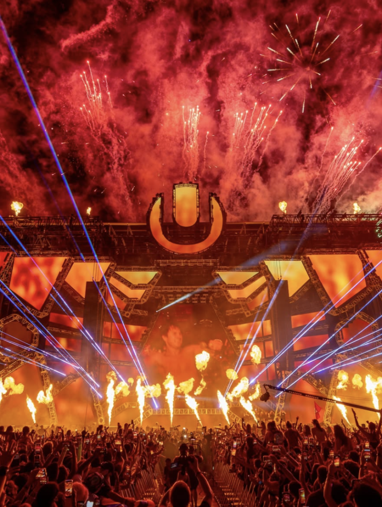 Ultra Weekend Ultra 2026 Came, Conquered… and Honestly Left Us Speechless 🌴🔥 - The ...